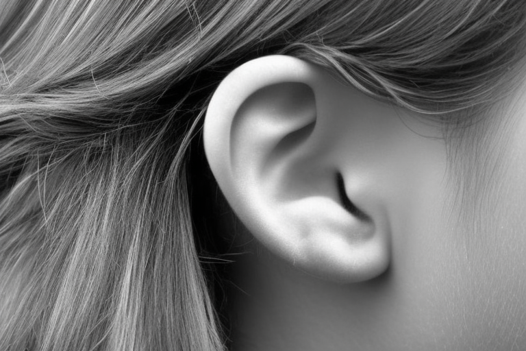 are ear infections contagious